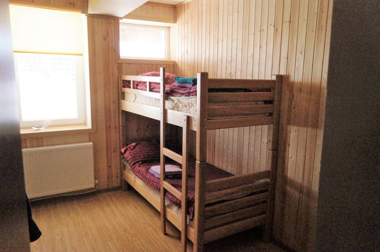 Snow House Hostel Гудаури Екстериор снимка